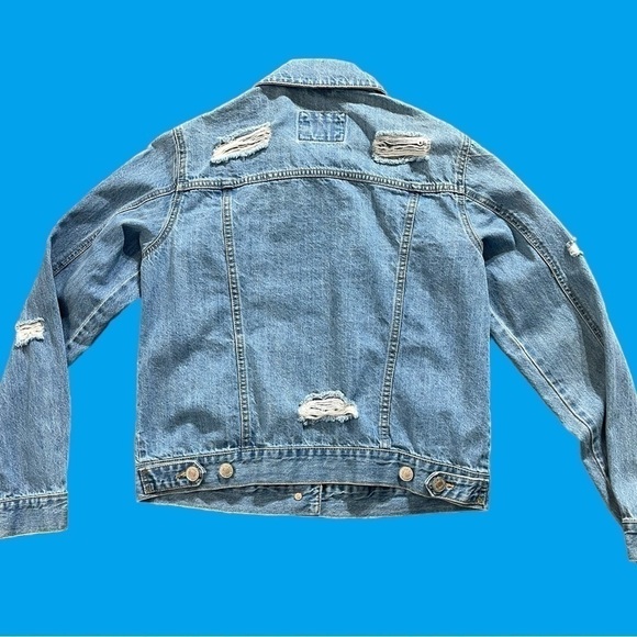 Forever 21 women’s denim jean trucker jacket - Picture 3 of 5